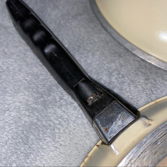 Vintage Club Aluminum skillet - Picture 8 of 9